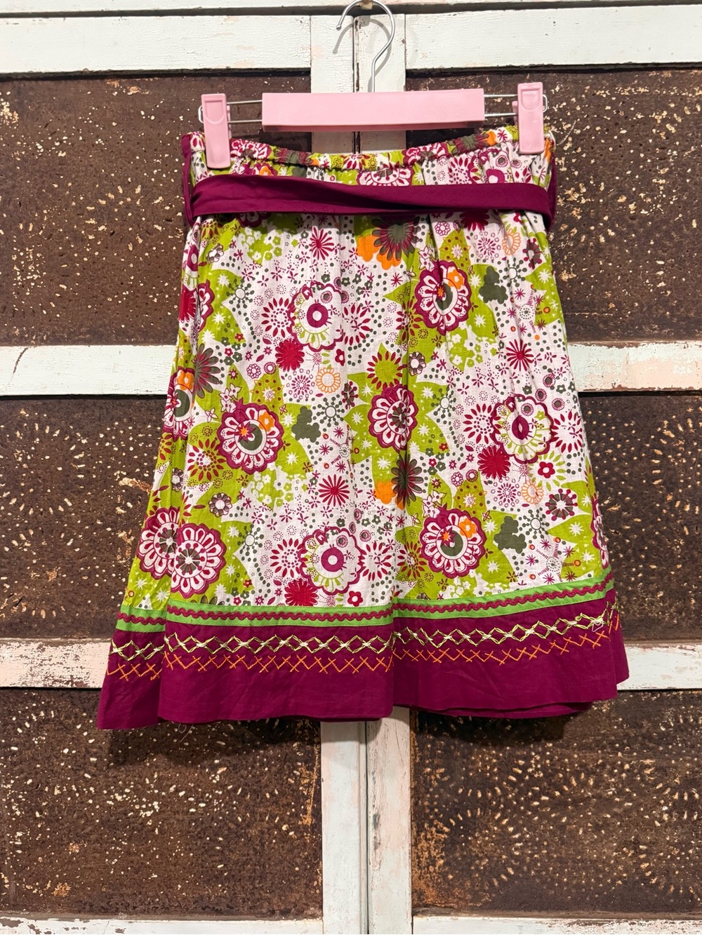 Double D Ranch Floral Circle Mini Skirt in Berry and Green.  Size Small - Picture 2 of 4